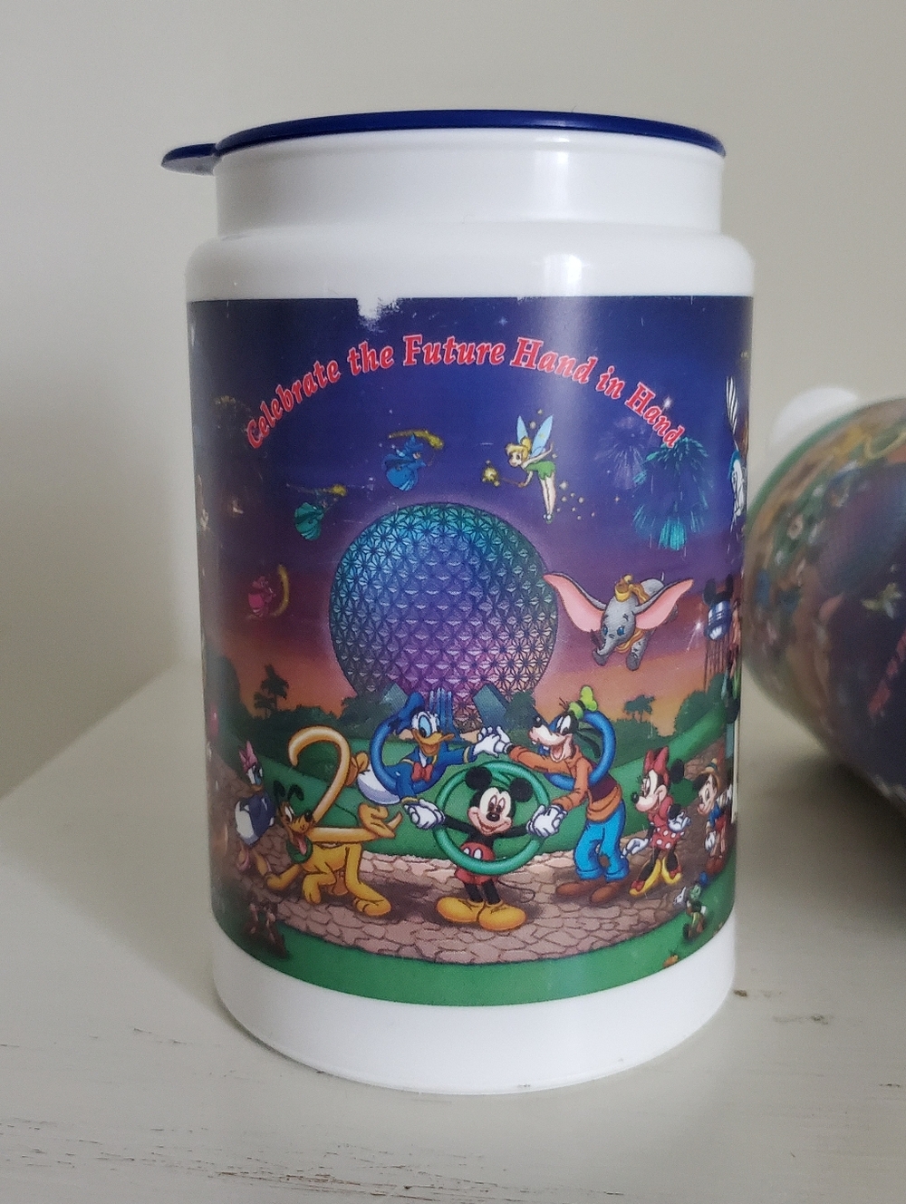 2000 Walt Disney Coca-Cola Whirley USA Hot Cold Travel Mug 64oz Set Of 2